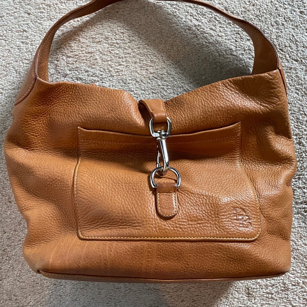 Beautiful soft camel colored leather should bag.
